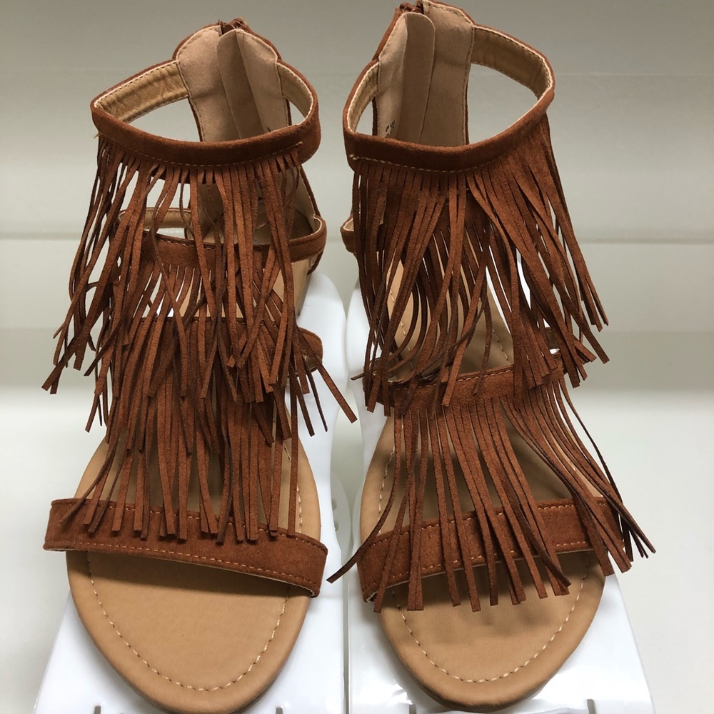 ANNA Boutique Fringe Sandals
